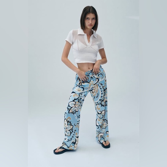 Zara Printed Set - Picture 2 of 2